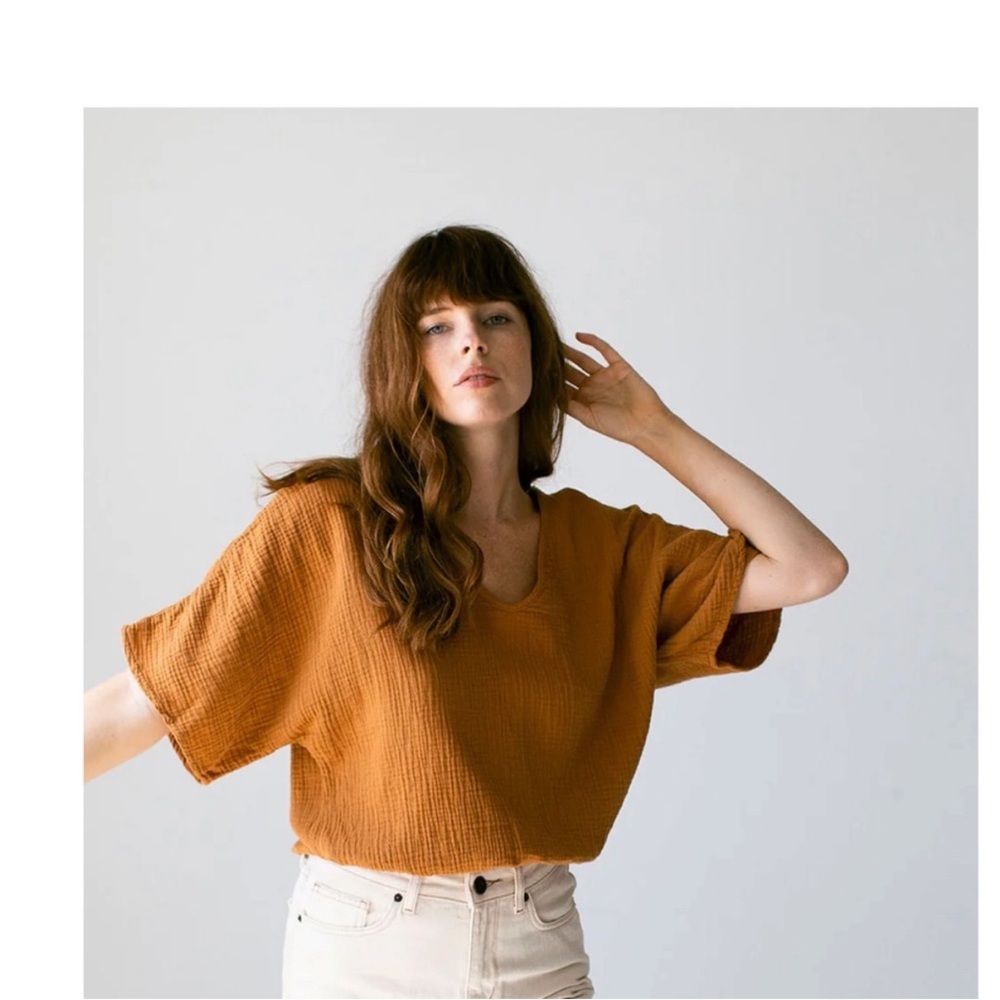 SUUNDAY the Gauze Dolman Too in Meerkat, S